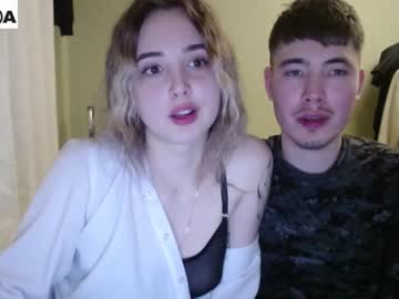 couple Free Live Cam Girls with bananass_friends