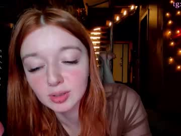 girl
        polly_luna cam image #33873