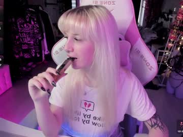 girl Free Live Cam Girls with rapunzel_cute