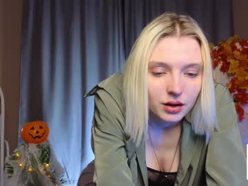 girl Free Live Cam Girls with emilylanne