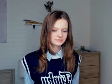 girl
        katy_best_ cam image #6973