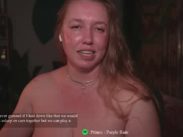 girl
        not_a_cult cam image #36068