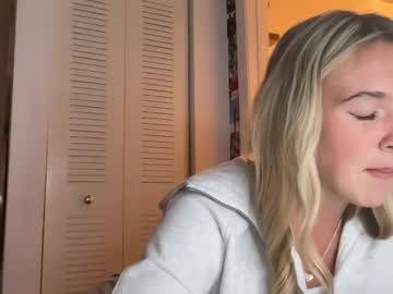 girl Free Live Cam Girls with alyssaleary1