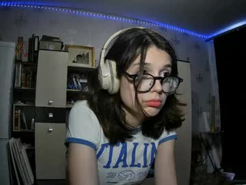 girl Free Live Cam Girls with alodieherlan