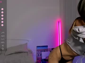 girl
        andrea__tasty cam image #22953