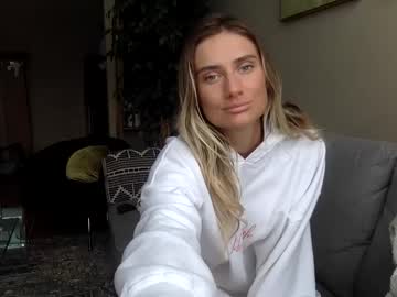 girl
        yogagirl777 cam image #5179