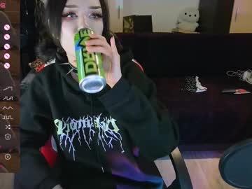 girl Free Live Cam Girls with broodmommyy3