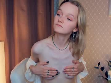girl Free Live Cam Girls with rose_glasses