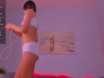 girl
        katrin_moor cam image #31212