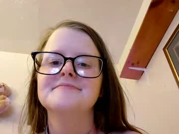 couple Free Live Cam Girls with xundeadsoldierx