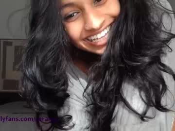 girl
        xzaramx cam image #1879