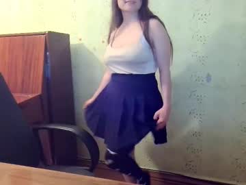 girl
        princess_ladylila cam image #24546