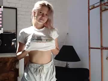 girl Free Live Cam Girls with charming_melody