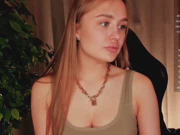 girl Free Live Cam Girls with henriettaexcell