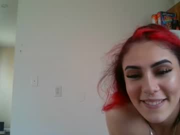 girl
        illuminaughtyeris cam image #5177