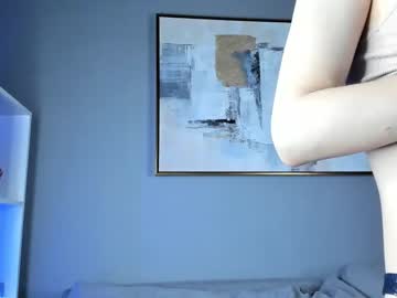 girl
        madison_attwood cam image #8938