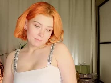 girl
        sophie_sss cam image #20309