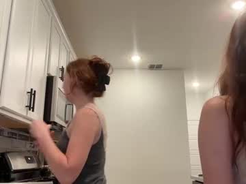 couple Free Live Cam Girls with dobletrouble_