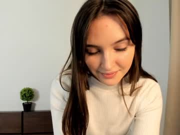 girl
        lizacheb cam image #4911