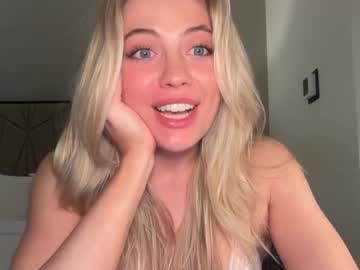 girl Free Live Cam Girls with clairebrooksxo