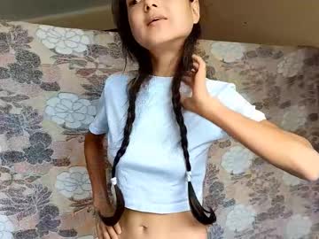 girl
        opalwinnen cam image #30595