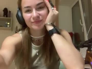 girl Free Live Cam Girls with saundrayeeloy