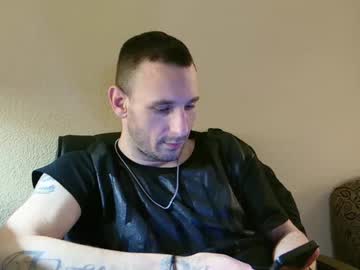 couple
        dummyforthamoney cam image #5029