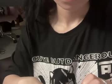 girl
        prettyalchemist cam image #11109