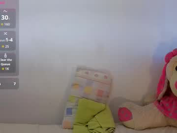 girl
        nattyqueen_ cam image #33476