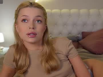 girl Free Live Cam Girls with kellypeachpie