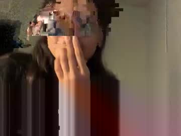 girl
        greasybangs cam image #36179