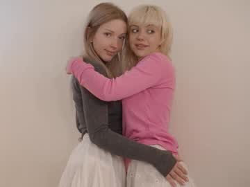 couple
        fuckin_cassie cam image #30061