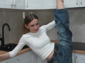 girl
        raquelwardman cam image #34348