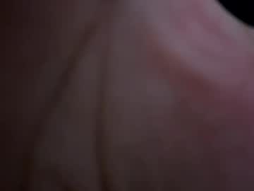 girl
        allyours_1997 cam image #13493