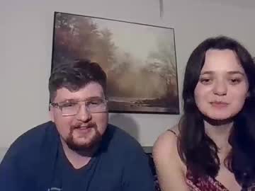 couple Free Live Cam Girls with twistedtwosome23