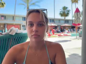 girl Free Live Cam Girls with tiffstreatsxoxo