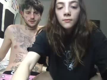 couple Free Live Cam Girls with prettyboyszn