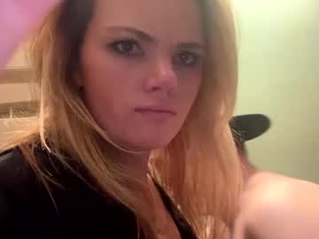 couple
        mac30308 cam image #33963