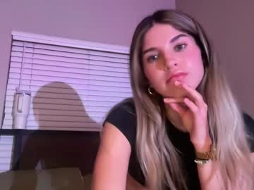 girl
        imrubyy cam image #21021
