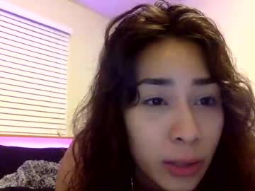 girl
        selynasolis cam image #12258