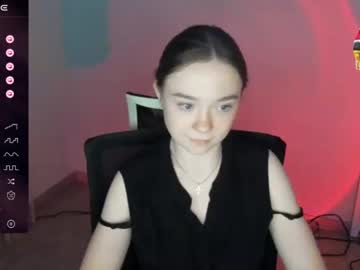 girl
        _margoqueen_ cam image #12103