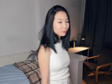 girl
        darinaweis cam image #22027