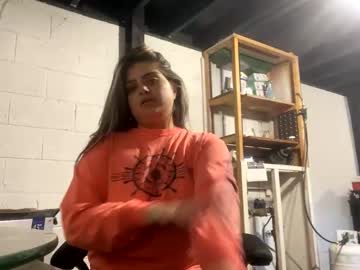 girl Free Live Cam Girls with milfcowow