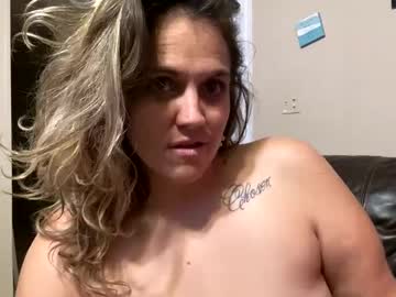 couple Free Live Cam Girls with sunshineandwhiskey333