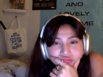 girl
        maemaemm cam image #31279