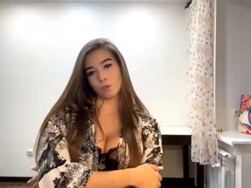 girl
        breeemans cam image #24315