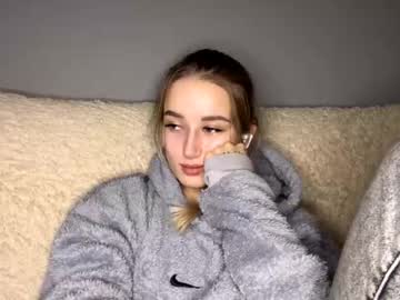 girl Free Live Cam Girls with ameliaduraku