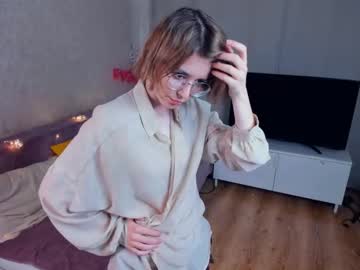 girl
        florabradway cam image #13559