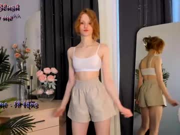 girl
        navy_blush cam image #3827