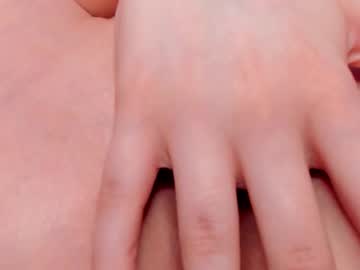 girl
        _secretelly_ cam image #32688